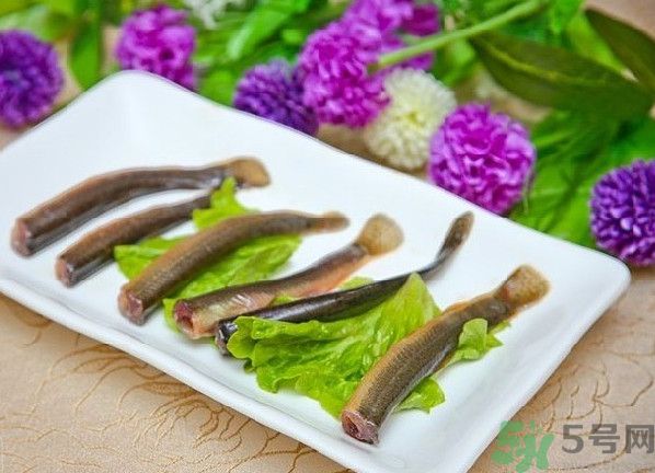 石斛和泥鰍能同吃嗎？石斛和泥鰍能一起吃嗎？