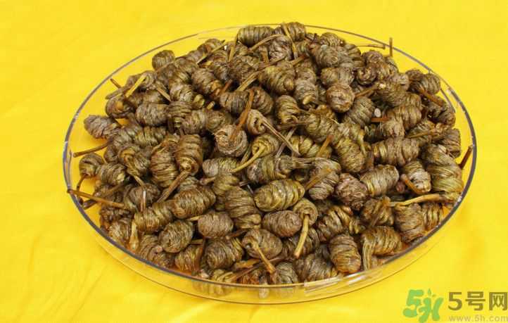 石斛和泥鰍能同吃嗎？石斛和泥鰍能一起吃嗎？