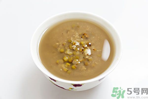 綠豆煮出來為什么是紅色的？怎么煮綠豆湯不發(fā)紅？