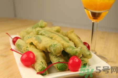 四季豆早期中毒的癥狀有哪些？吃四季豆中毒了怎么辦？