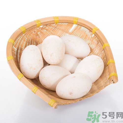 鵝蛋和鴨蛋哪個好？鵝蛋和鴨蛋哪個清火效果好？