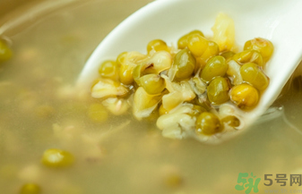 皮膚過敏能吃綠豆嗎？皮膚過敏能不能喝綠豆湯？