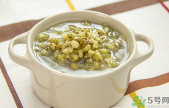 皮膚過敏能吃綠豆嗎？皮膚過敏能不能喝綠豆湯？