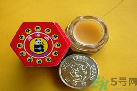 清涼油和風(fēng)油精的區(qū)別？清涼油和風(fēng)油精哪一個(gè)好？