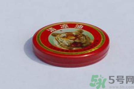 清涼油可以治感冒嗎？清涼油怎么治感冒？