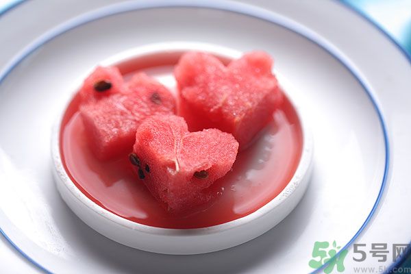 吃西瓜可以美容嗎？吃西瓜對皮膚有什么好處