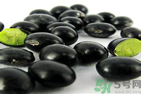 黑豆可以和牛奶一起煮嗎？黑豆和牛奶可以一起吃嗎？
