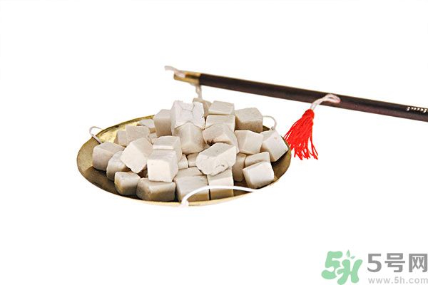 夏天吃茯苓好嗎？夏天吃茯苓有什么好處？
