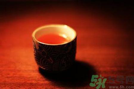 楊梅酒用的什么酒做的？楊梅酒有多少度？