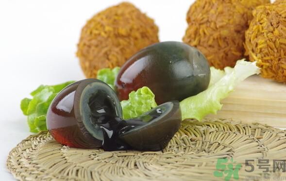 冬瓜和皮蛋一起吃能降火嗎？冬瓜能和皮蛋一起吃嗎？