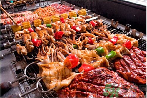 夏天擼串會(huì)痛風(fēng)嗎？夏天痛風(fēng)能擼串嗎？