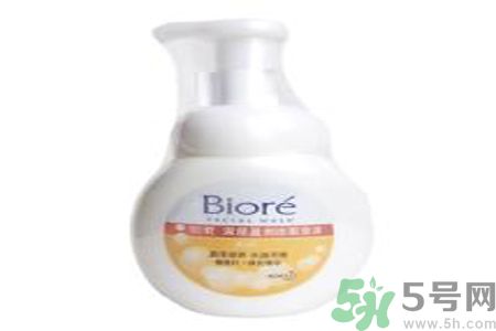 碧柔深層盈潤潔面泡沫適合什么膚質(zhì)？敏感膚質(zhì)可以用碧柔深層盈潤潔面泡沫嗎？