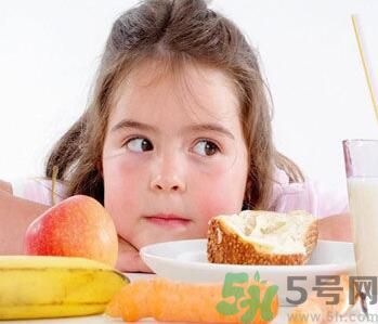 兒童減肥吃什么好？?jī)和允裁纯梢詼p肥？