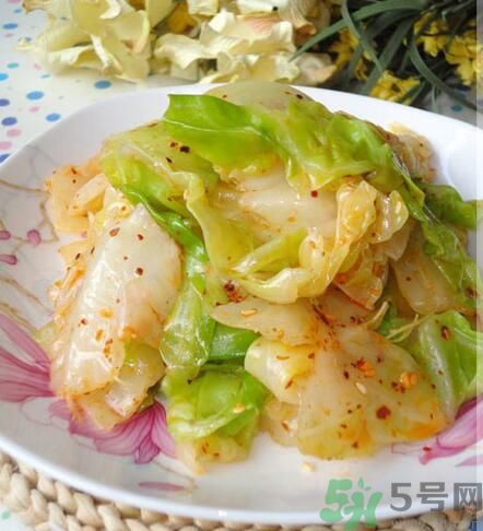 包菜可以生吃嗎？包菜可以涼拌嗎？