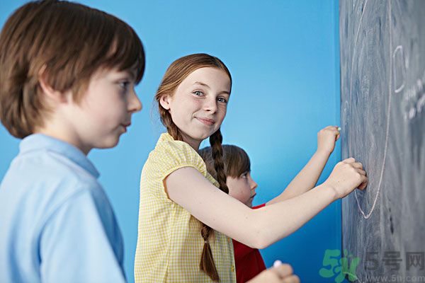 高三女生月經(jīng)不調(diào)是怎么回事？高三女生月經(jīng)不調(diào)怎么辦？