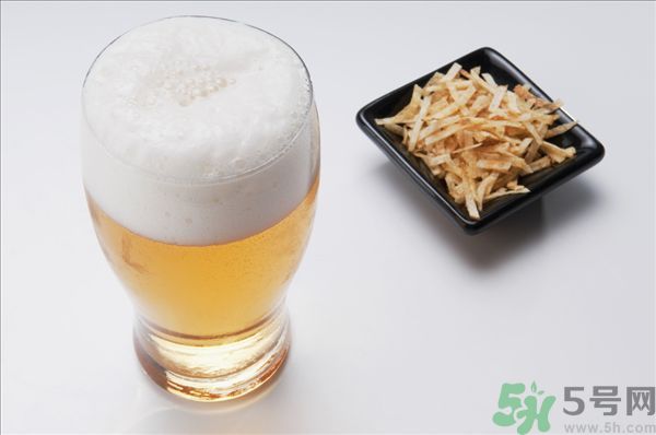 喝啤酒尿多是什么原因？喝啤酒尿多是不是腎不好？