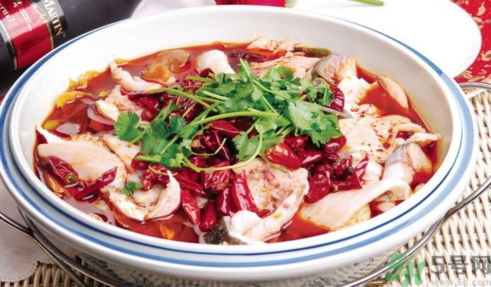 夏天吃魚(yú)會(huì)上火嗎？夏天上火能吃魚(yú)嗎？