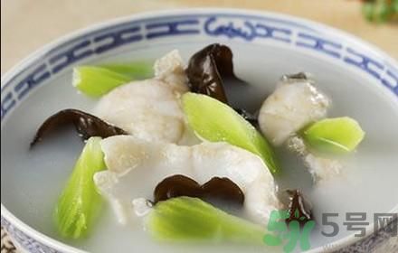 魚(yú)能和萵苣一起煮嗎？魚(yú)可以和萵苣一起吃嗎？
