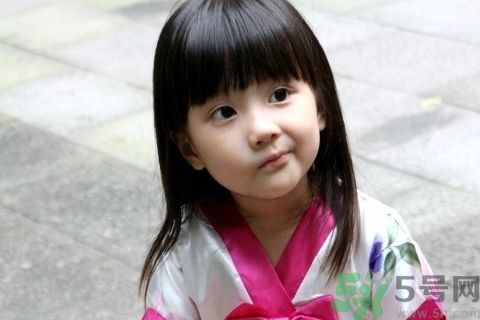 幼童屁股長(zhǎng)出尾巴的原因是什么？孕婦缺什么幼童屁股長(zhǎng)出尾巴？