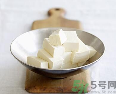 包菜可以和豆腐一起炒嗎？包菜能和豆腐一起吃嗎？