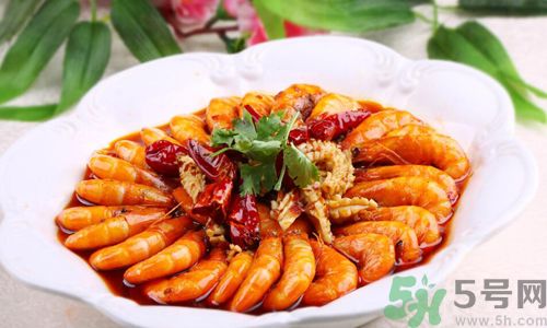 吃粽子可以吃龍蝦嗎？粽子可以和龍蝦一起吃嗎？