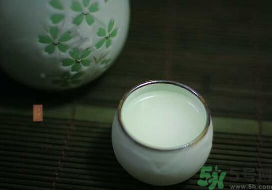 菖蒲酒怎么泡？怎樣自制菖蒲酒？
