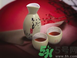 男性喝菖蒲酒有什么好處？男性喝菖蒲酒可以壯陽嗎？