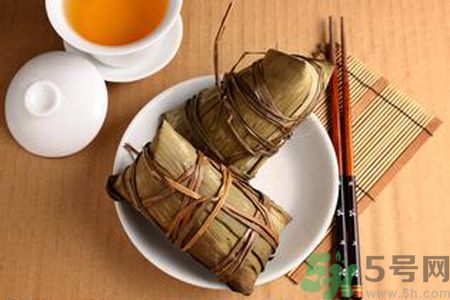 包粽子要放多少堿？包粽子堿放多了怎么辦？