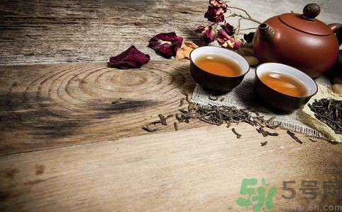 決明子泡水喝可以降火嗎？喝決明子茶可以清火嗎？
