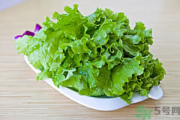 涼拌生菜放生抽還是老抽？涼拌菜放什么醬油好？