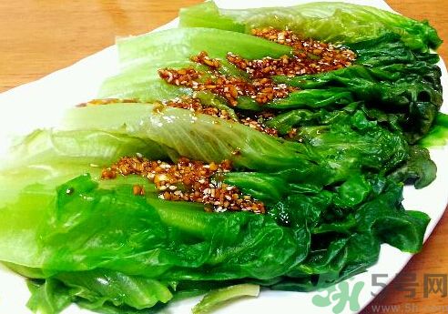 涼拌生菜放生抽還是老抽？涼拌菜放什么醬油好？