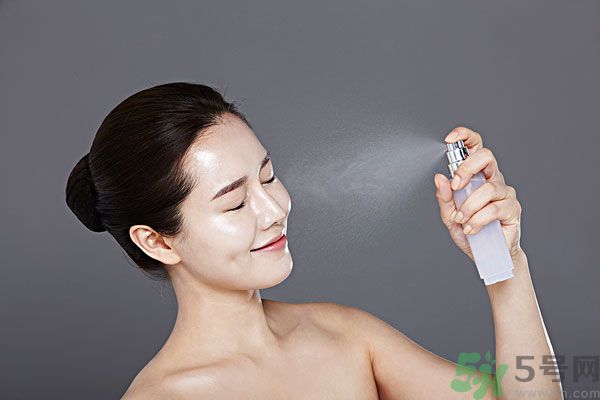 防曬噴霧可以噴臉嗎？防曬噴霧噴臉上好不好？