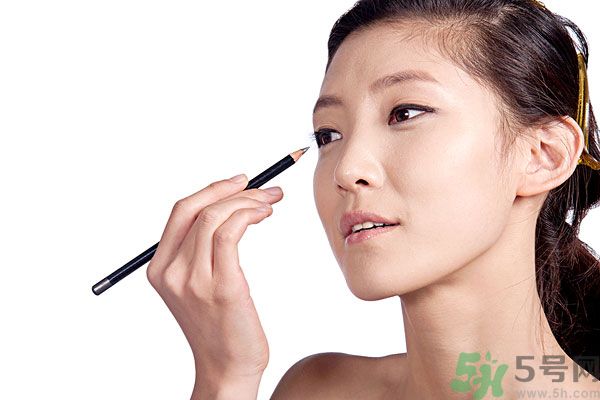 怎么選擇眉筆的顏色？眉筆的顏色有哪幾種？