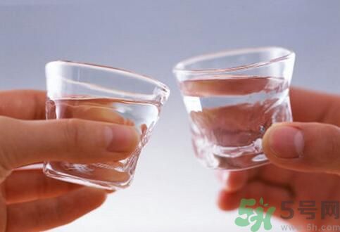 胡蘿卜汁可以解酒嗎？喝胡蘿卜汁可以醒酒嗎？
