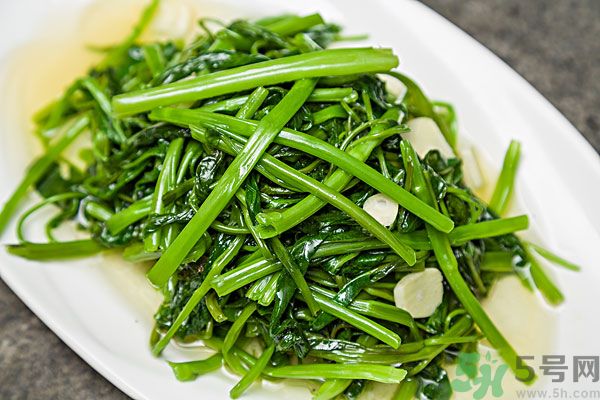 空心菜是菠菜嗎？空心菜是不是菠菜？