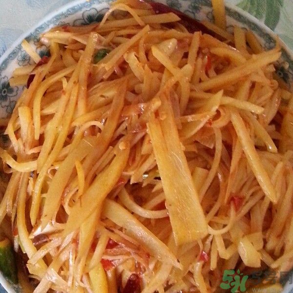 豆瓣醬的做法？豆瓣醬和黃豆醬的區(qū)別？