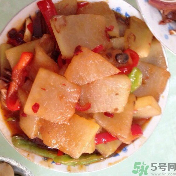 豆瓣醬的做法？豆瓣醬和黃豆醬的區(qū)別？