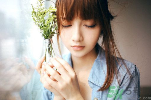 14歲女孩身高149cm正常嗎？14歲女孩身高標(biāo)準(zhǔn)是多少？