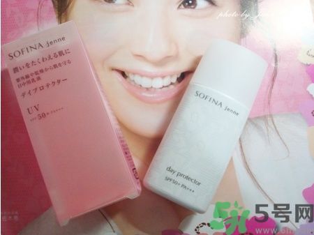 蘇菲娜sofina防曬霜哪款好用？sofina防曬白蕾絲藍蕾絲區(qū)別