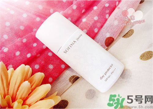 蘇菲娜sofina防曬霜哪款好用？sofina防曬白蕾絲藍(lán)蕾絲區(qū)別