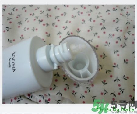 蘇菲娜sofina防曬霜哪款好用？sofina防曬白蕾絲藍蕾絲區(qū)別