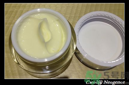 霓凈思適合什么年齡段？Neogence是什么化妝品牌子？