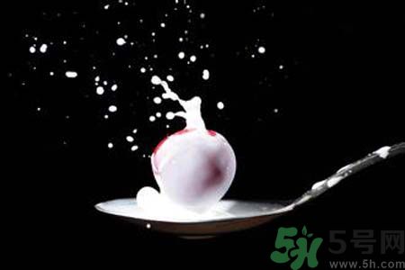 燒水壺可以煮牛奶嗎？燒水壺煮的牛奶可以喝嗎？