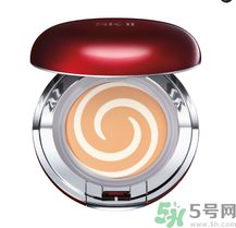 sk2棒棒糖粉凝霜好用嗎？skii粉凝霜使用方法