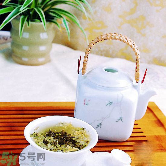 痛風(fēng)可以喝茉莉花茶嗎？痛風(fēng)喝茉莉花茶好嗎？