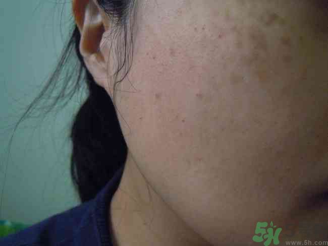 sk2棒棒糖粉凝霜好用嗎？skii粉凝霜使用方法