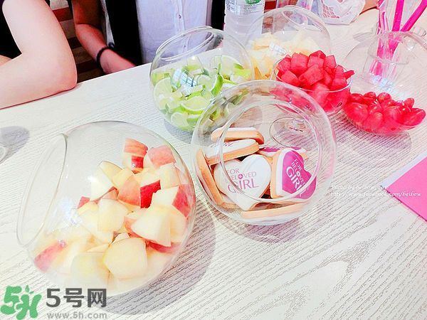 寵愛之名寵愛女孩面膜怎么樣？寵愛女孩礦物云絲面膜好用嗎？