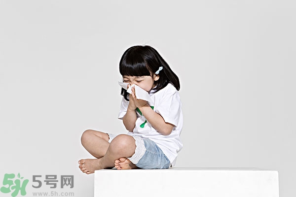 打噴嚏真的是有人在想你嗎？打噴嚏是有人罵你嗎？