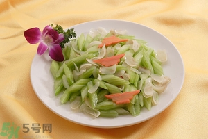 芹菜對(duì)胃好嗎？芹菜對(duì)胃病的作用？
