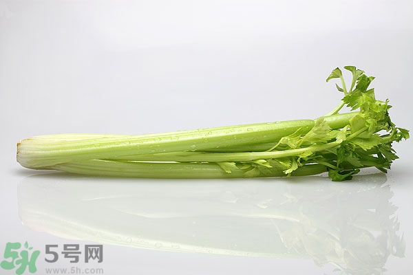 芹菜對(duì)精子有害嗎？芹菜對(duì)精子質(zhì)量有什么影響？